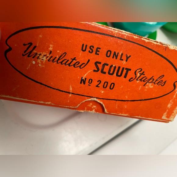 Vintage stapler in pristine condition!! Circa 1959 - Picture 3 of 15